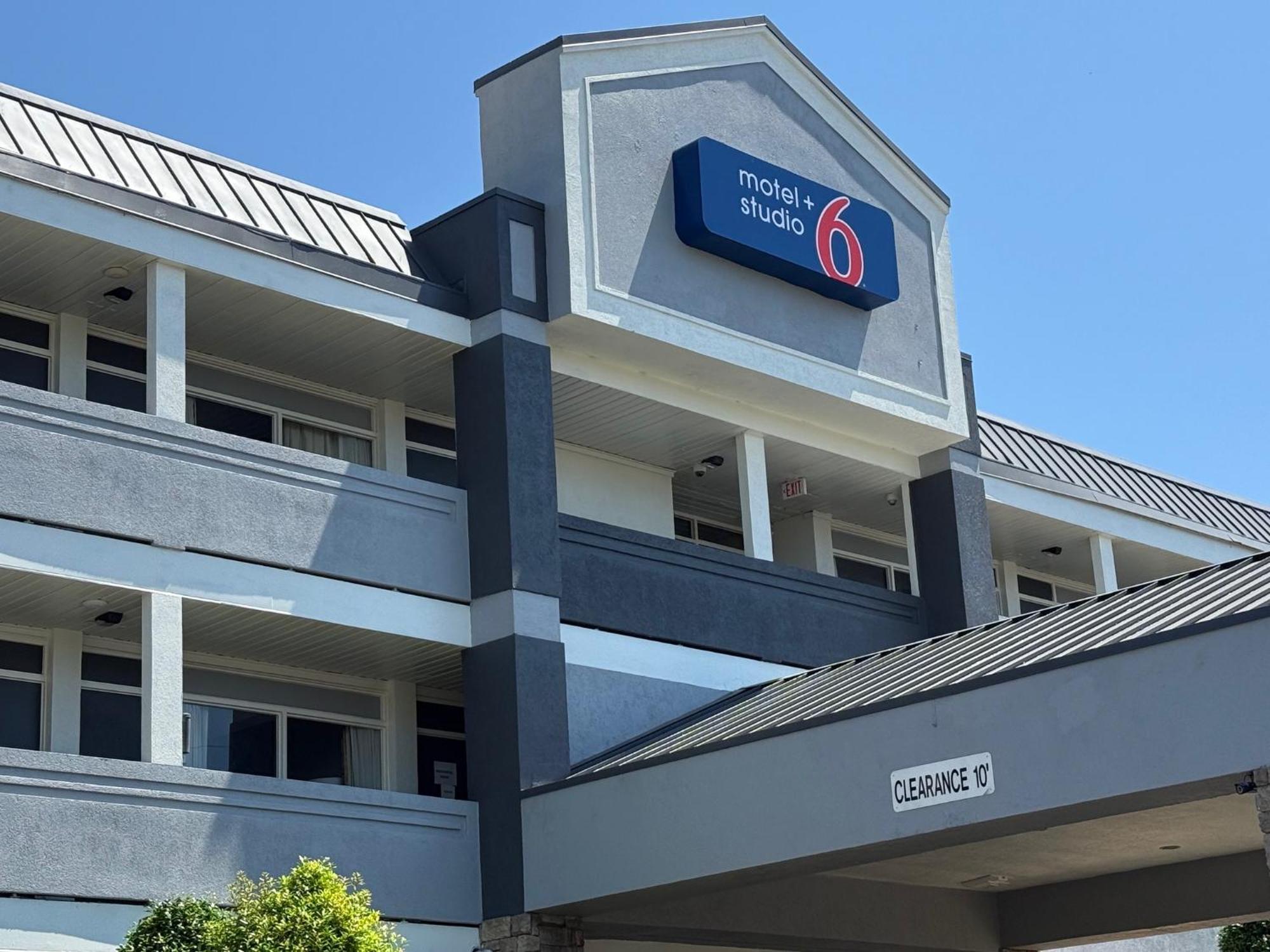 Motel 6 Charlotte, Nc - Airport South Buitenkant foto