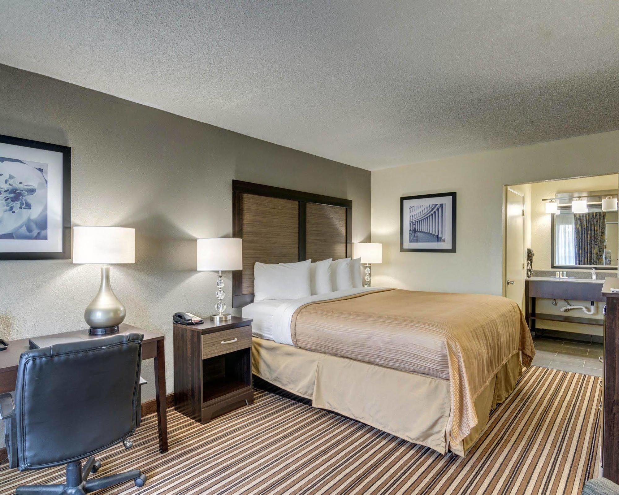 Motel 6 Charlotte, Nc - Airport South Buitenkant foto